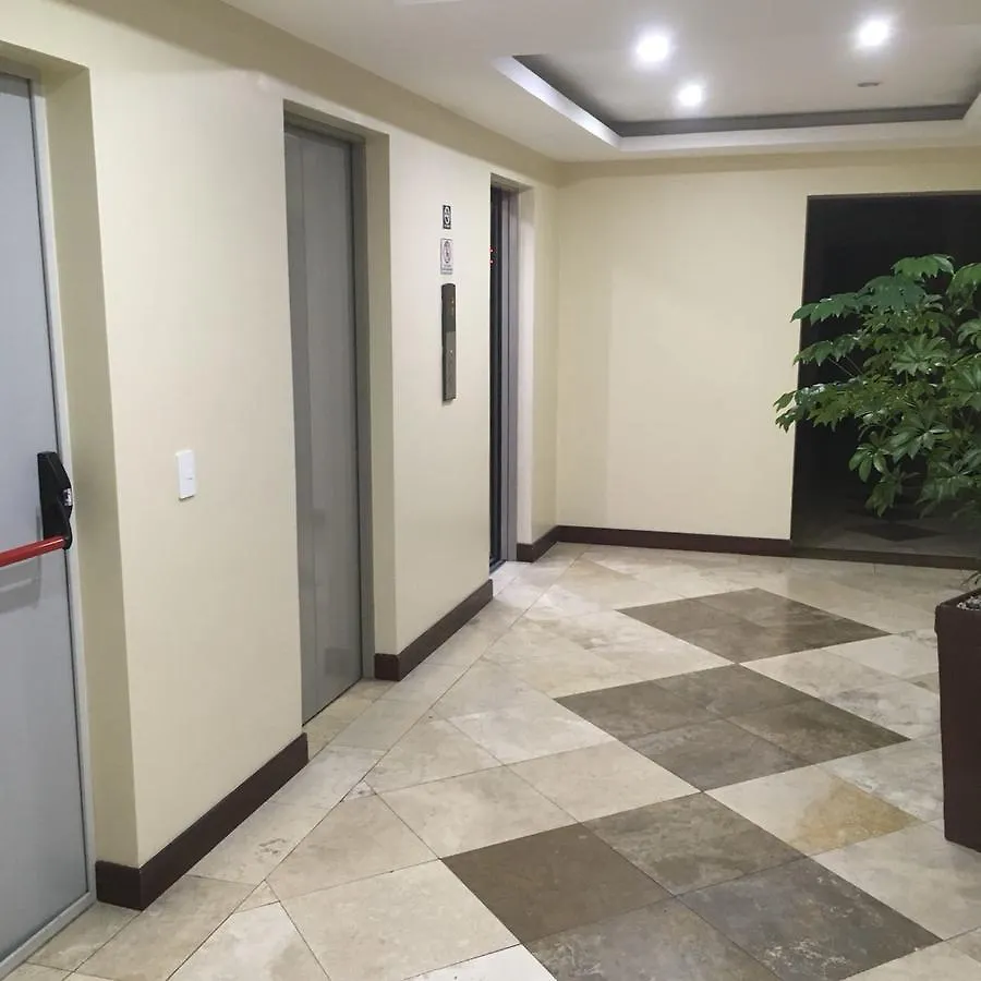 ** Aparthotel Suites Parque Real Quito Ecuador