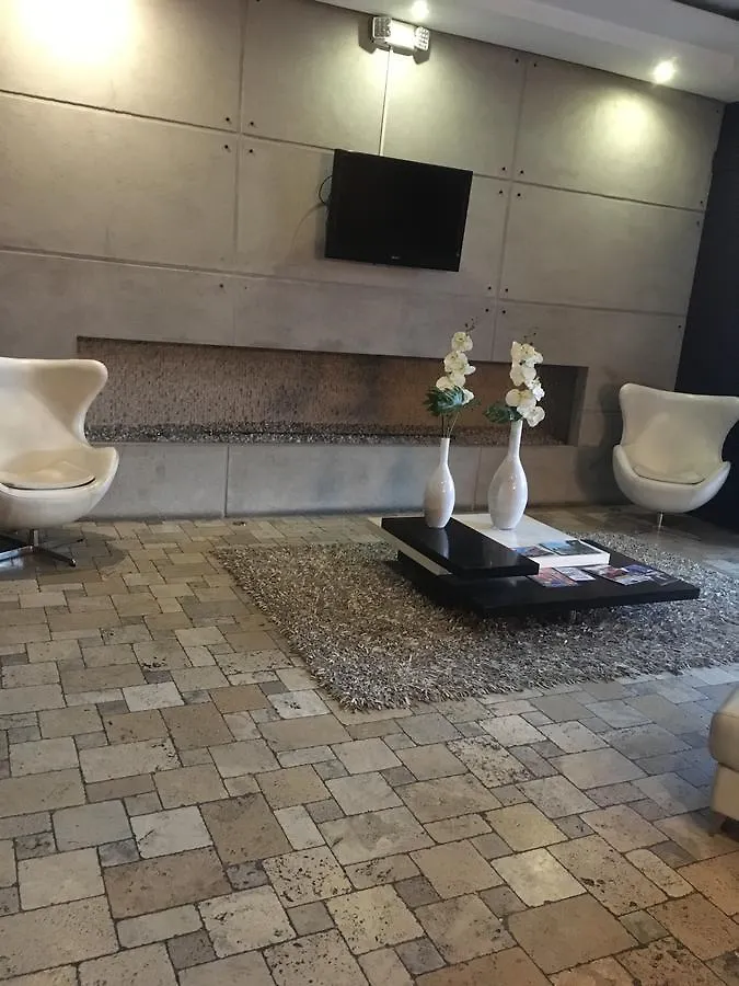 Aparthotel Suites Parque Real Quito