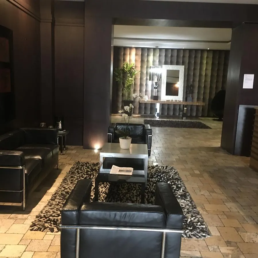 아파트호텔 Suites Parque Real 키토