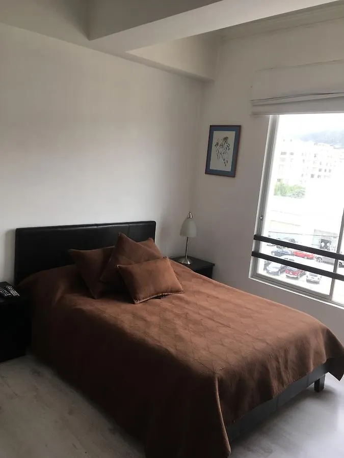 Suites Parque Real 키토 아파트호텔
